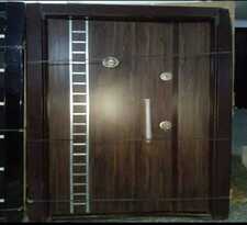 Laminar door