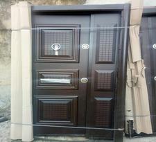 Isrealis door