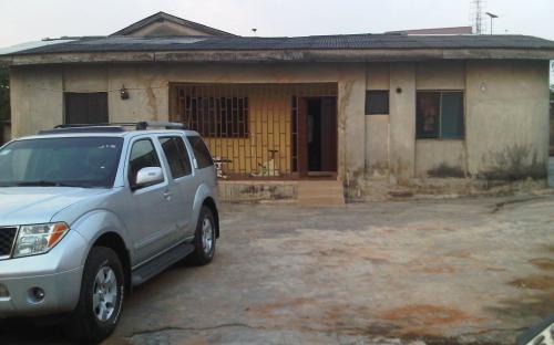 4 Bedroom flat bungalow self-compound
