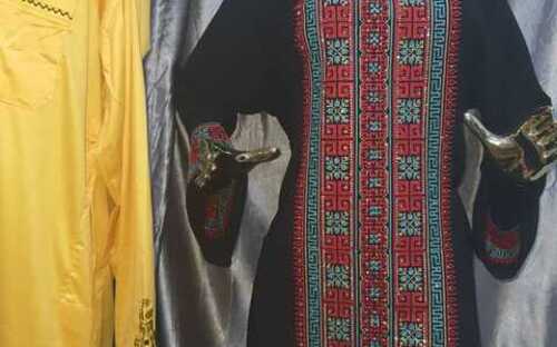 Beautiful Dubai abaya clothing 