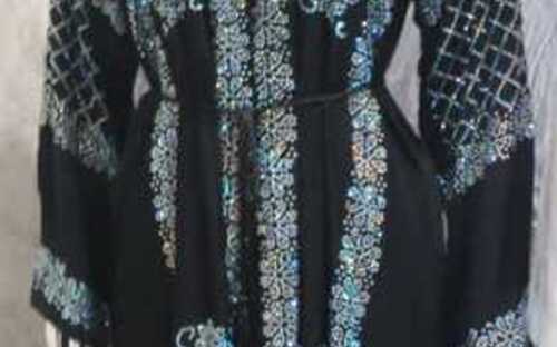 Dubai abaya clothing 